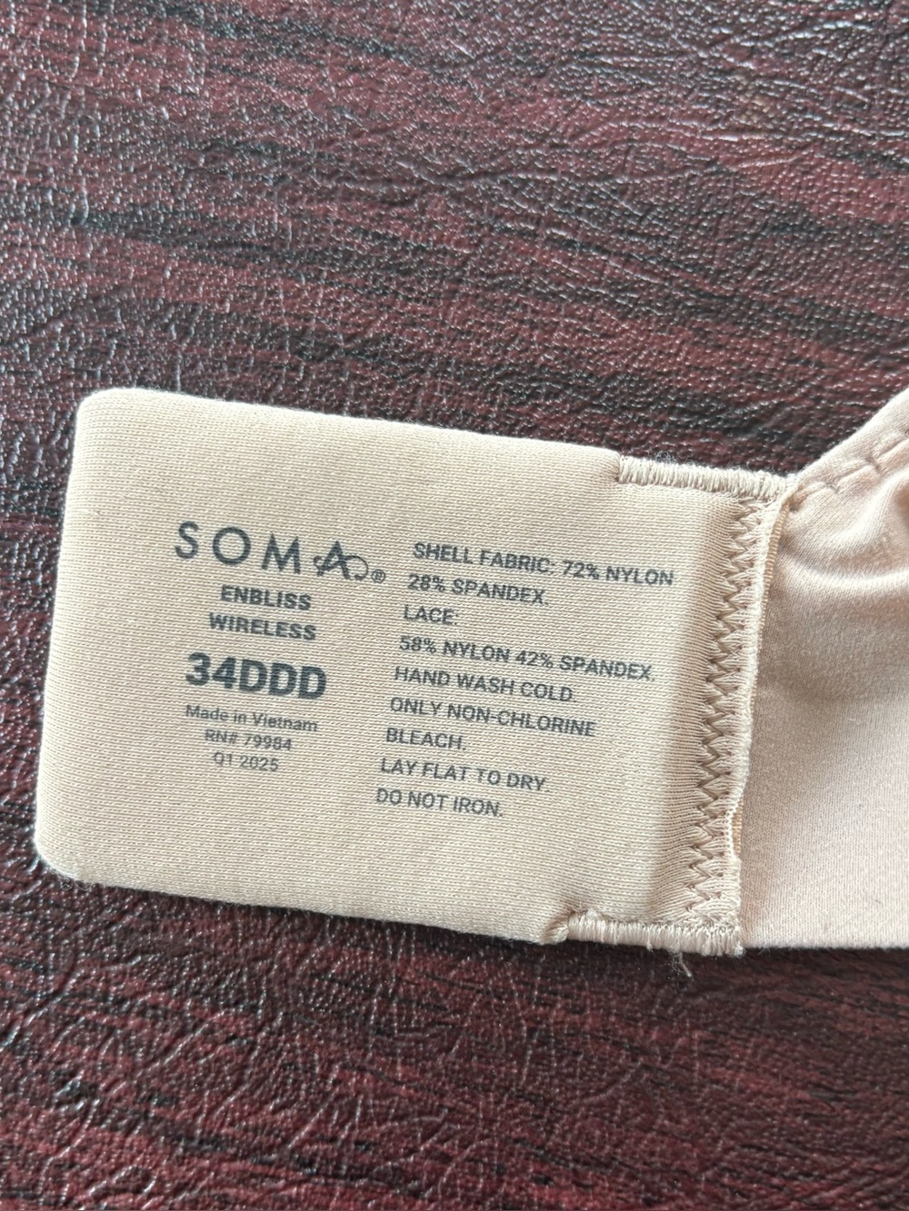 SOMA Enbliss Wireless Bra 34DDD Light Beige Lace Overlay Wireless EUC - Picture 3 of 8